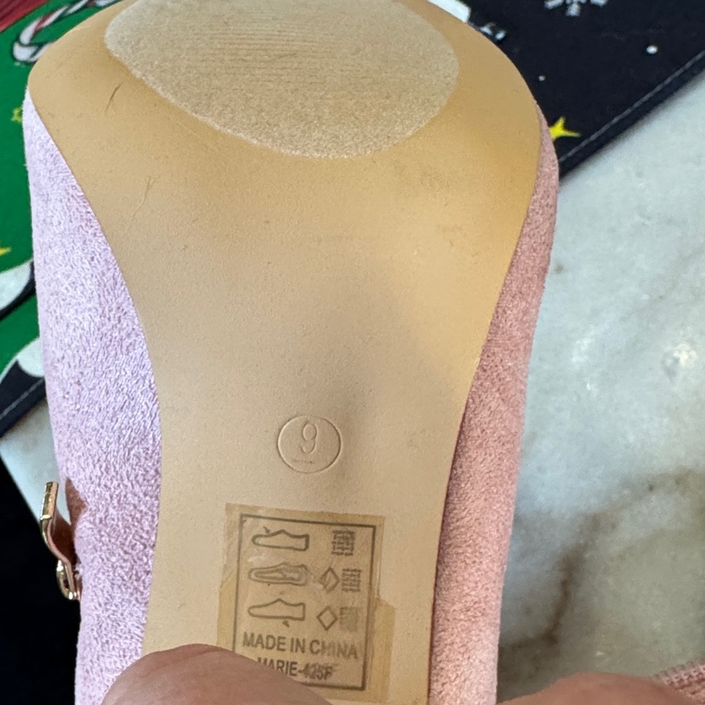 Fashion nova faux suede boots 9 - Picture 12 of 13